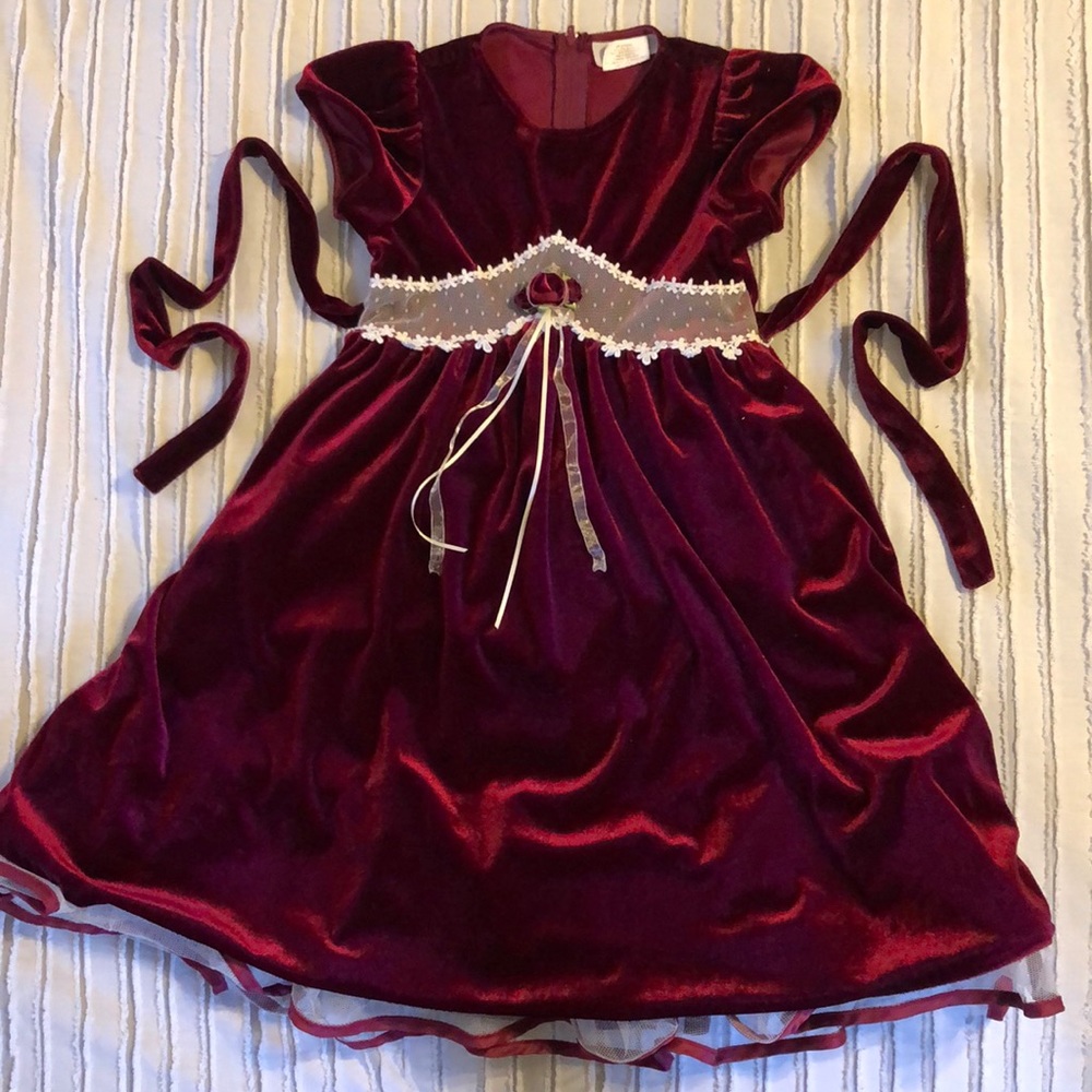 Girls short sleeve red velvet formal holiday dress